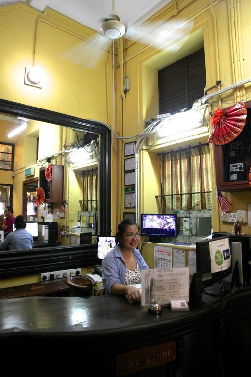 Grocer'S Inn Backpackers Guesthouse Kuala Lumpur Extérieur photo