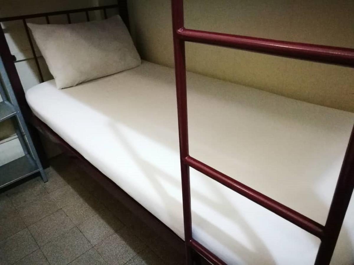Grocer'S Inn Backpackers Guesthouse Kuala Lumpur Extérieur photo