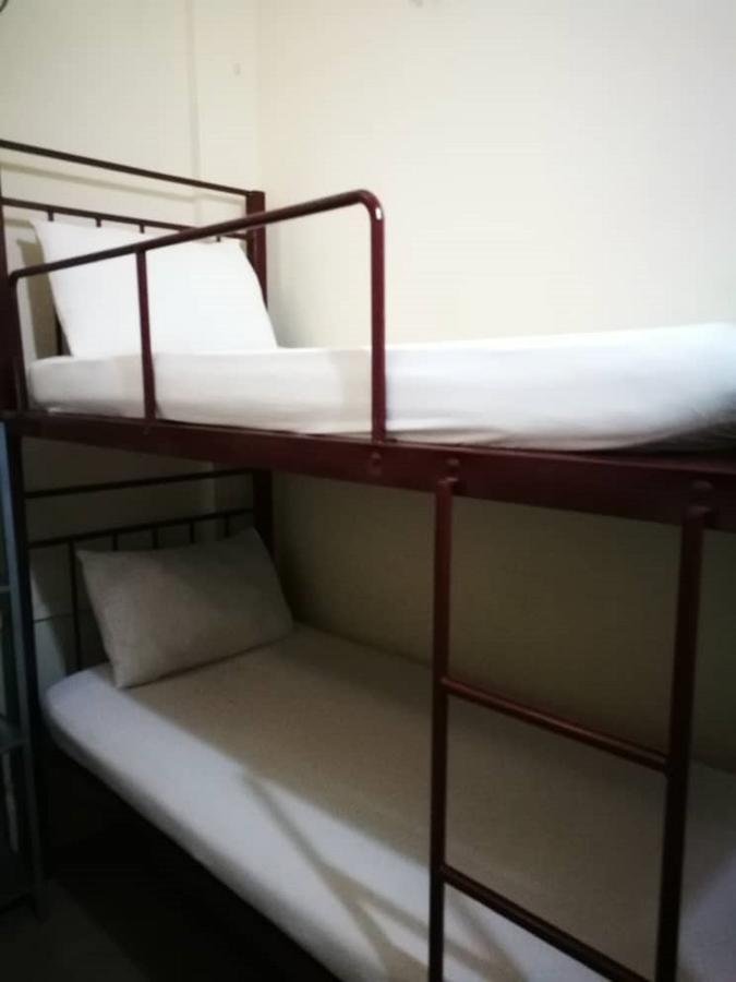 Grocer'S Inn Backpackers Guesthouse Kuala Lumpur Extérieur photo