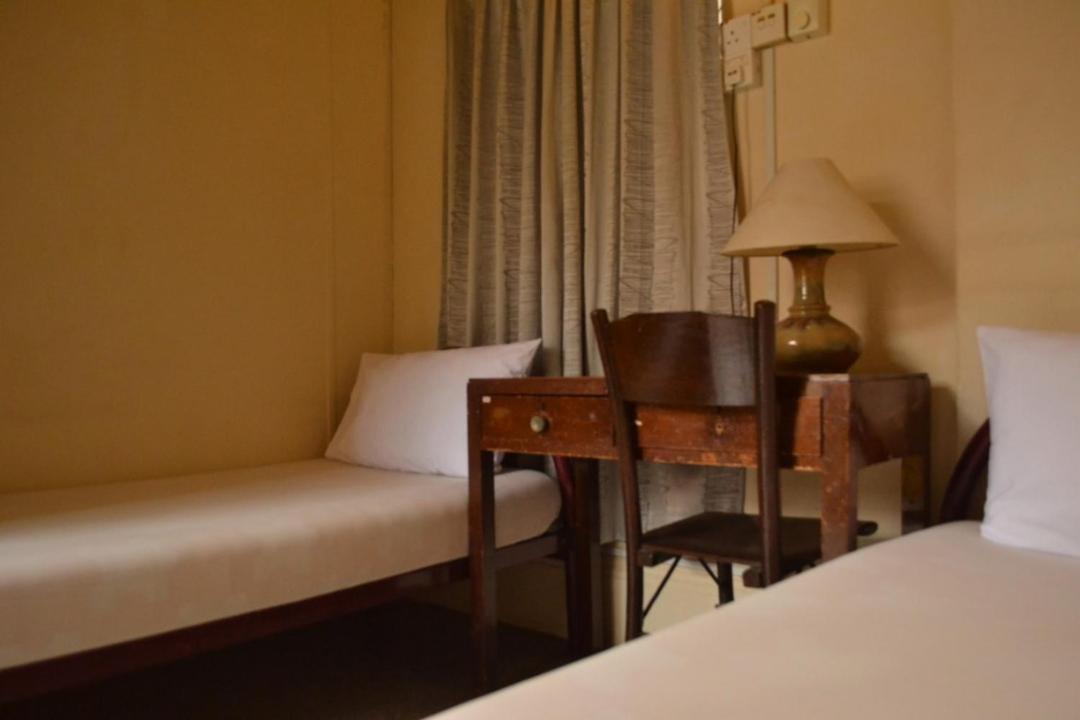 Grocer'S Inn Backpackers Guesthouse Kuala Lumpur Extérieur photo